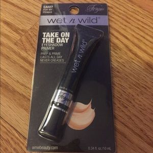 Wet N Wild Fergie Eyelid Primer